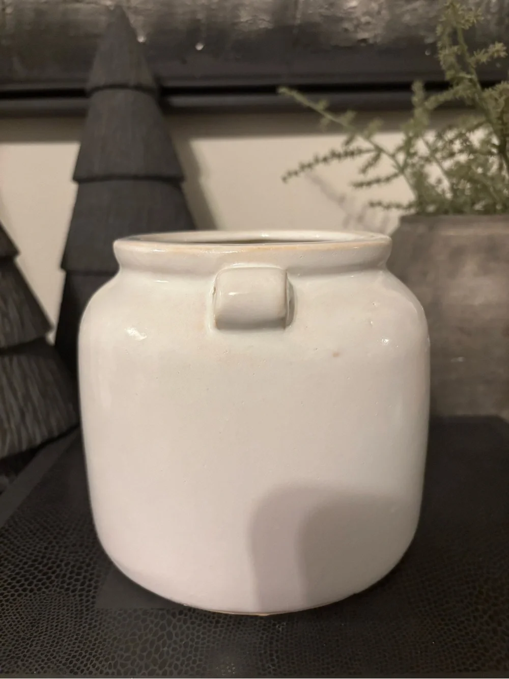 Classic White Vintage Style Ceramic Accent Vase- Small